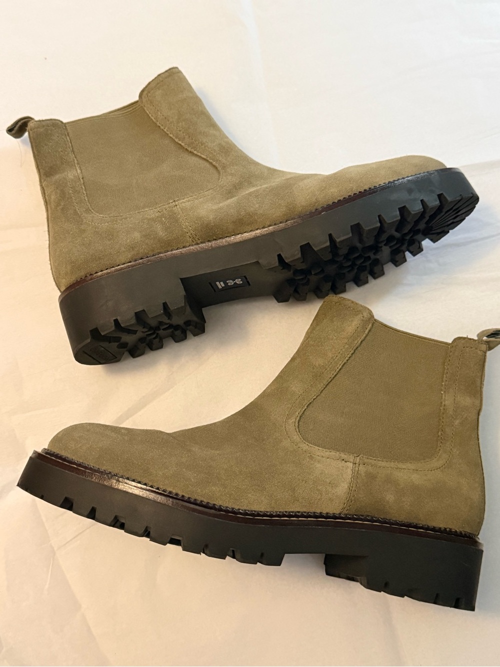 Caslon Olive Green Suede waterproof Chukka Boots